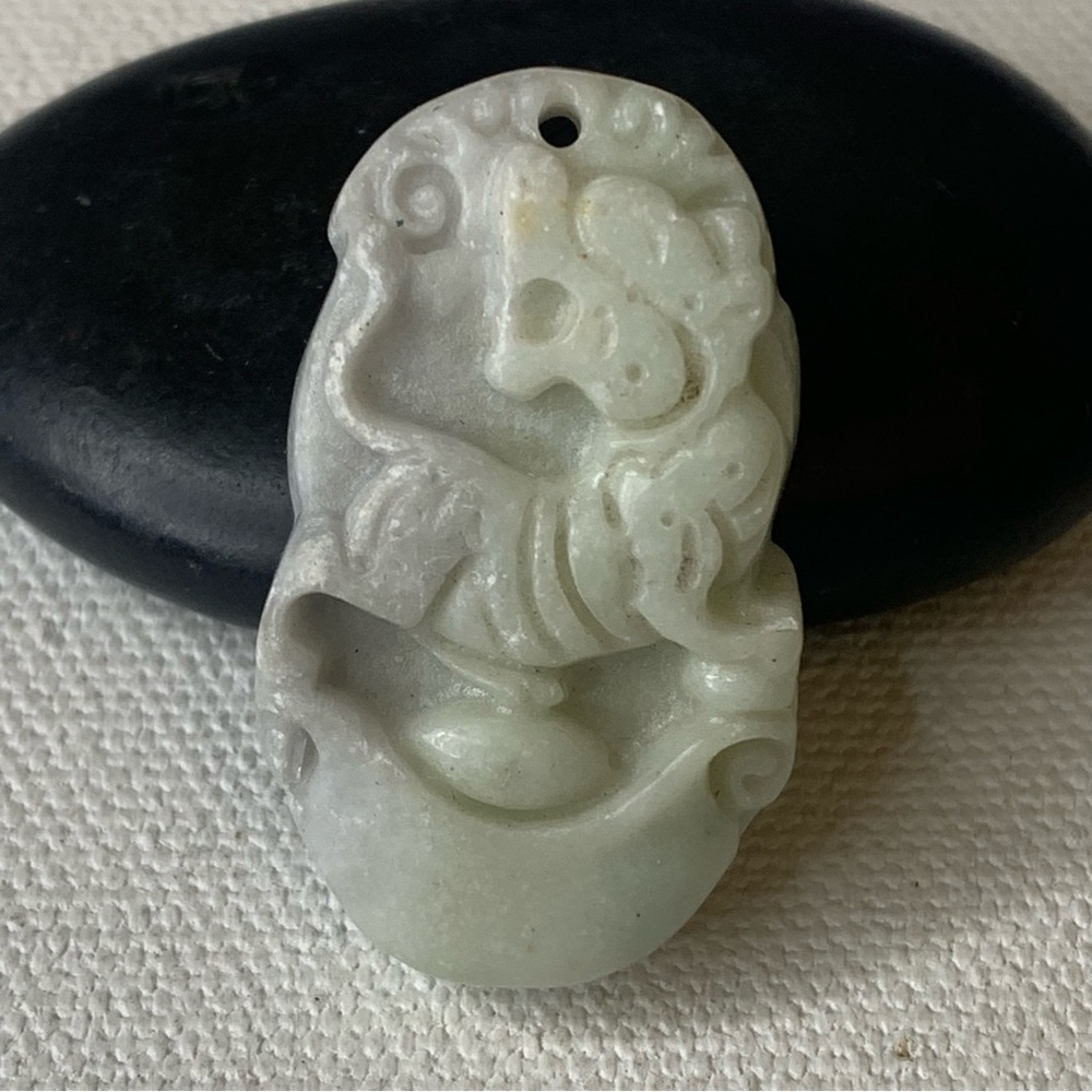 Chinese Zodiac Jade Dragon Pendant Carved Stone Animal Amulet Talisman 1.4" READ
